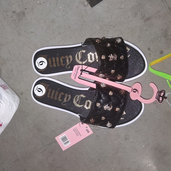 Juicy Couture Black Quilted Slides with Gold Accents - Picture 4 of 5